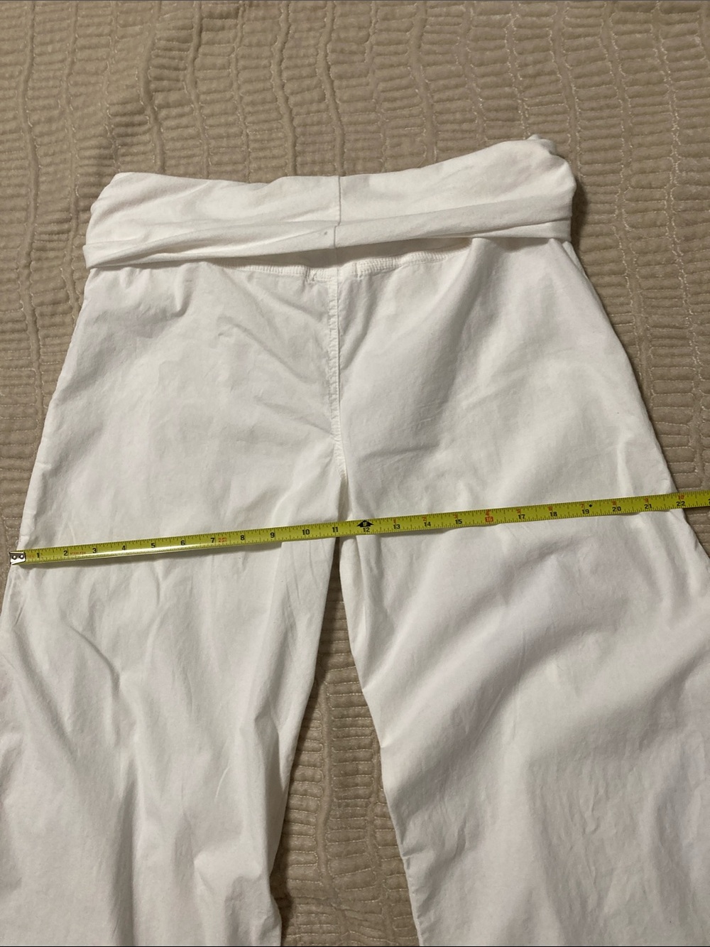 High-Rise White Wide-Leg Cotton Pants. Perfect for summer vacation. - Picture 9 of 13